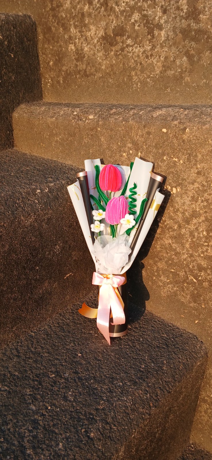 Everlasting Tulip Bouquet